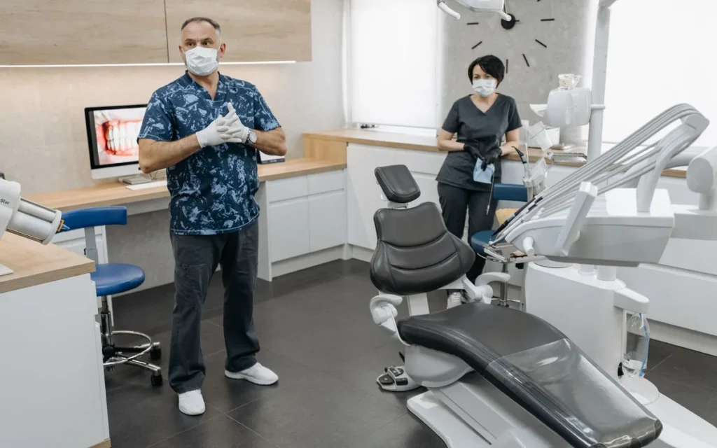 Umów konsultację stomatologiczną przy objawach bruksizmu