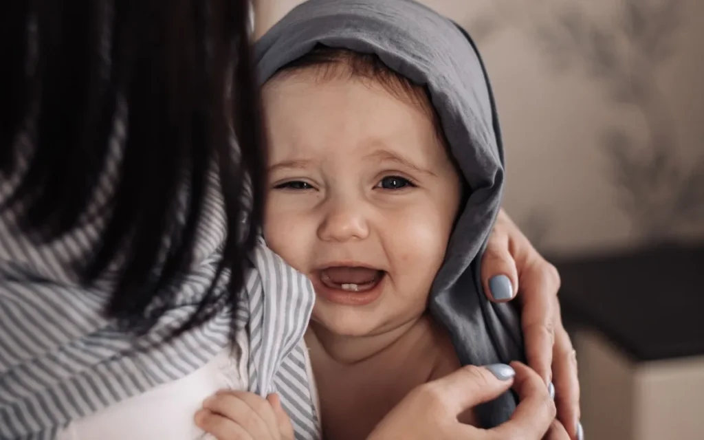 Objawy ząbkowania u niemowląt - jak odróżnić je od infekcji?